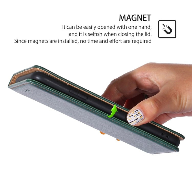 For iPhone 16 Pro Max Gloss Oil Solid Color Magnetic Leather Phone Case(Green) - iPhone 16 Pro Max Cases by buy2fix | Online Shopping UK | buy2fix